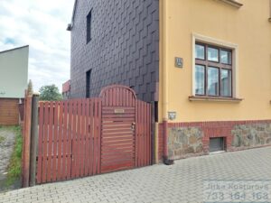 Prodej rodinneho domu 300 m2, pozemek 646 m2, Krnov - Pod Bezrucovym vrchem, Albrechticka